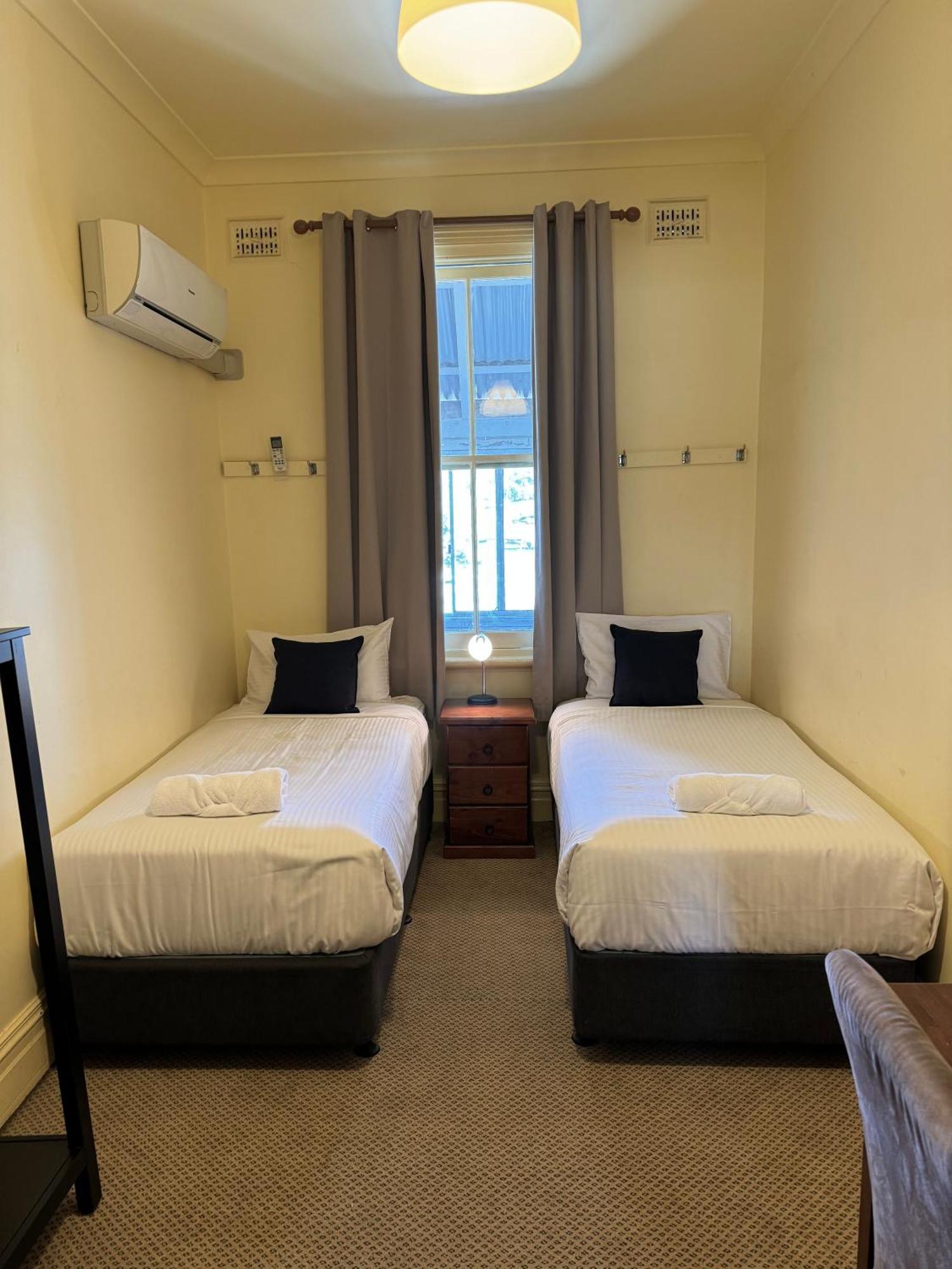 The Commercial Hotel Wallerawang Ngoại thất bức ảnh